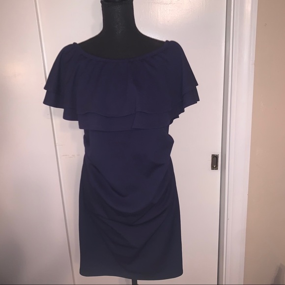 Stylish Maternity Dress - Picture 1 of 4